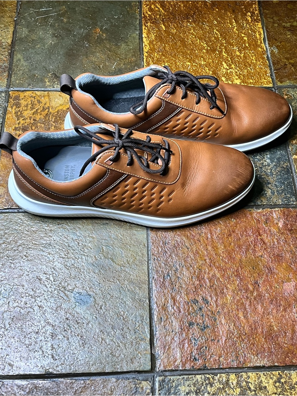 Johnston & Murphy Brown Leather Lace Up Shoes.  Size 10M